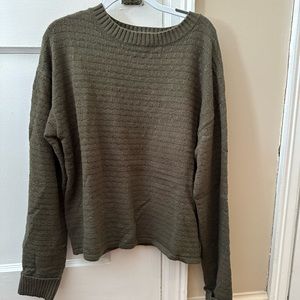 women’s long sleeve sweater